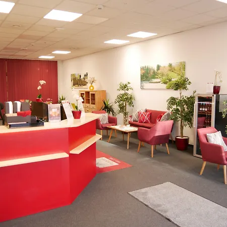 Parkhotel Marzahn 3*