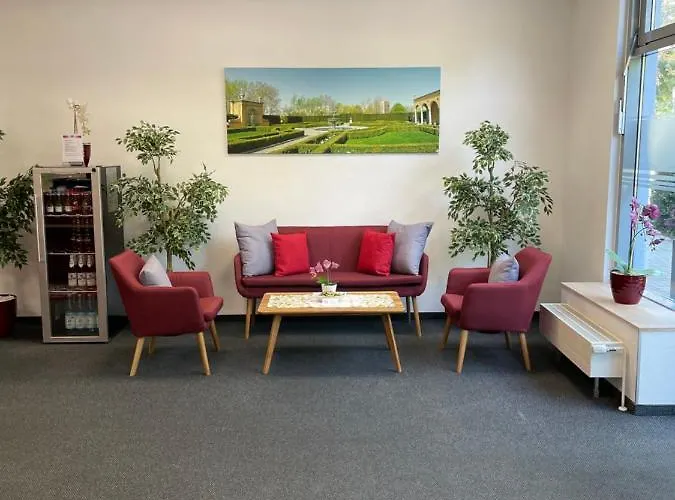 Parkhotel Marzahn فندق 3*