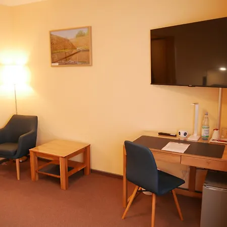 فندق Parkhotel Marzahn 3*