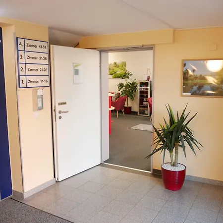 Parkhotel Marzahn 호텔 베를린