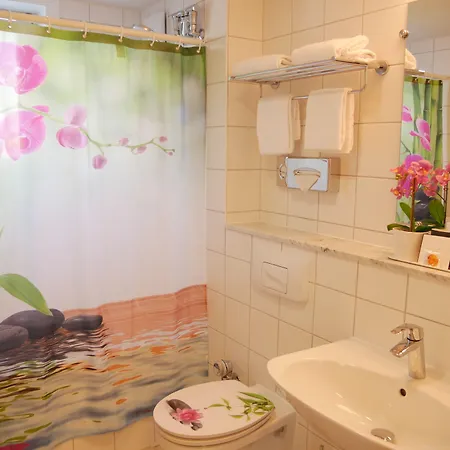 Parkhotel Marzahn מלון