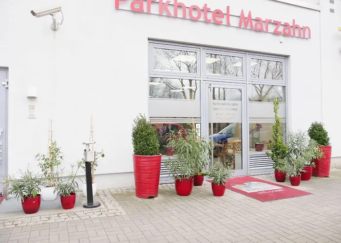 Отель Parkhotel Marzahn 3*