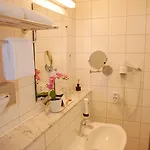 Parkhotel Marzahn 3* Berlín