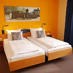 Parkhotel Marzahn 3*