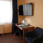 Parkhotel Marzahn Hotel 3*