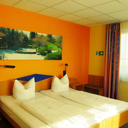 Parkhotel Marzahn Hotel 3*